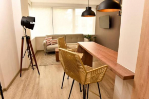 Great space in perfect area! Walk everywhere!